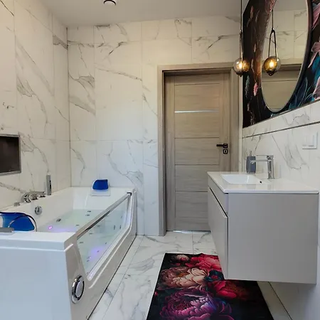 Apartment Liliowe Marzenie Chrzanow